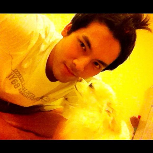 บอม ธนิน  พระเอกดาวรุ่งช่อง 3