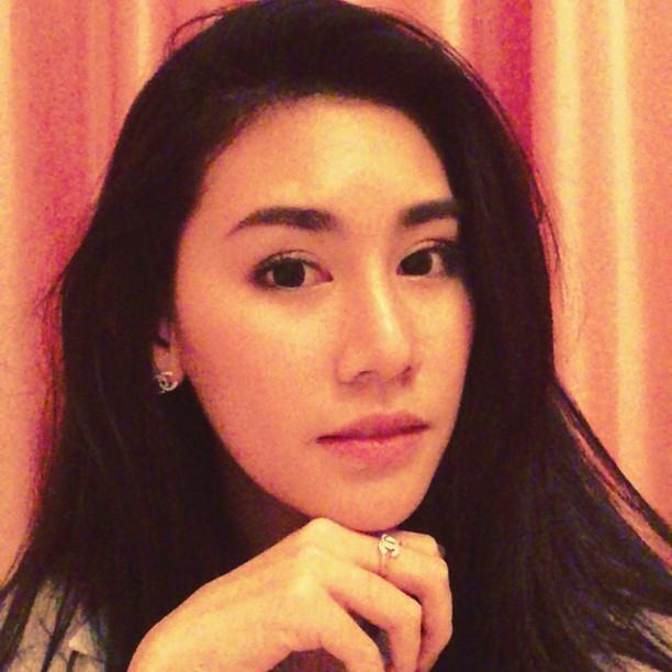 หญิงนุชเธอสวยนะ