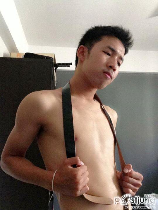 คนรักหนุ่มเซ็กซี่ 590