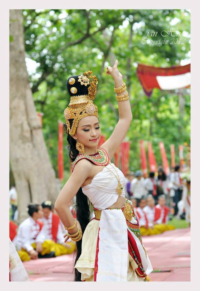 เทวี-เทวา ศรีลังกา-สัชนาลัย จาก สิปาน คอลเลคชั่น
