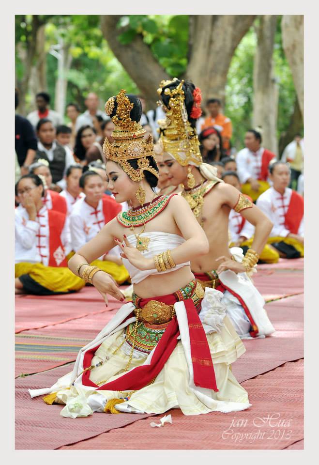 เทวี-เทวา ศรีลังกา-สัชนาลัย จาก สิปาน คอลเลคชั่น
