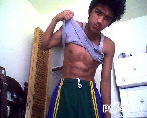 หล่อบ้างน่ารักบ้าง ๓