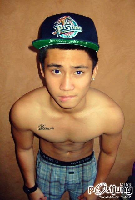 หล่อบ้างน่ารักบ้าง ๓