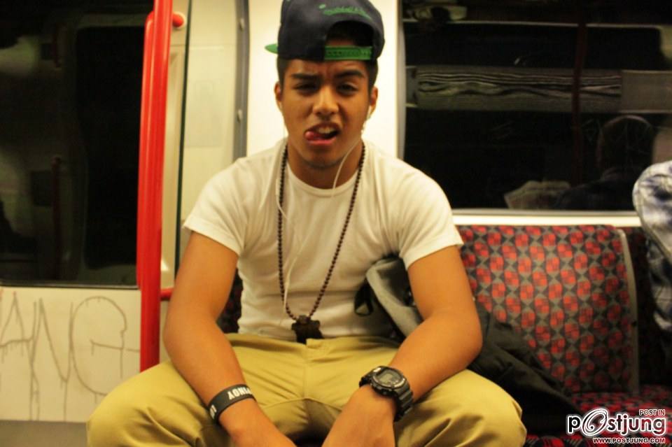 หล่อบ้างน่ารักบ้าง ๓