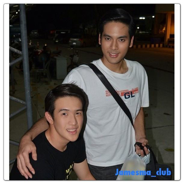 ชายเล็ก-ชายพีร์ พี่น้องคู่ซี้สนิททั้งในจอและนอกจอ