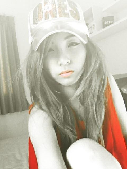 พลอย อ่าน่ะ