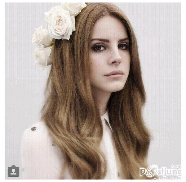 ผู้หญิงคนนี้ เคยใด้ชื่อว่า เธอคือผู้หญิงที่สวยที่สุดในโลก สวยจนคนทั้งโลกต้องหยุดลมหายใจ เพื่อมองเธอ