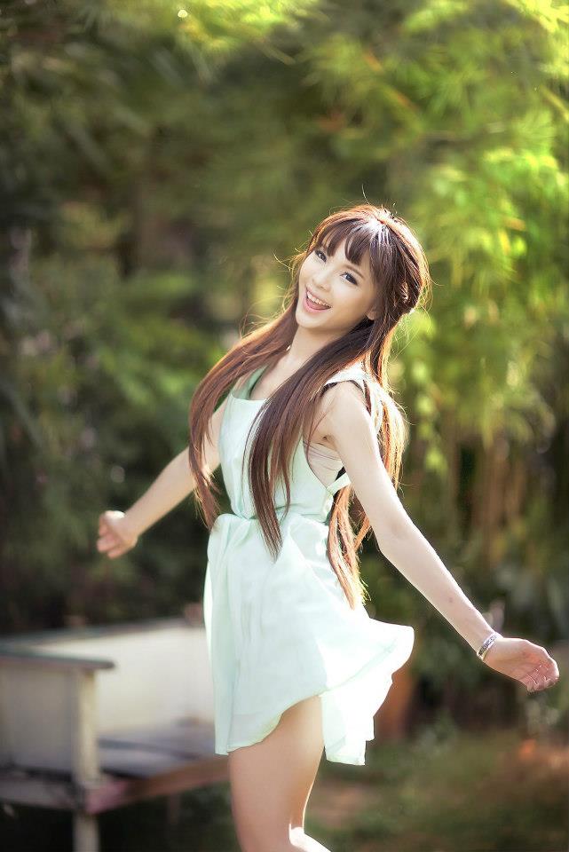จิ๋วจิ๋ว...เน็ตไอดอลเพี้ยนกลางสยาม