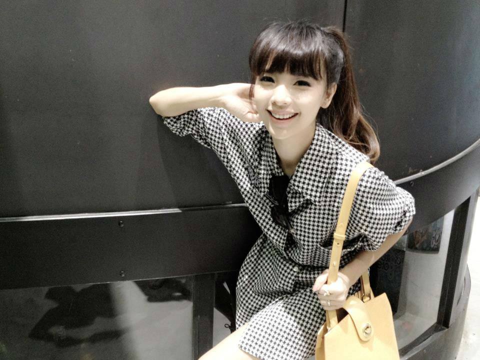 จิ๋วจิ๋ว...เน็ตไอดอลเพี้ยนกลางสยาม