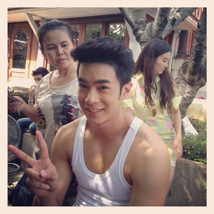 Love [ ไต้ฝุ่น  ]