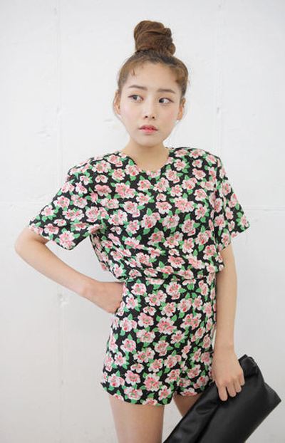 แฟชั่น ชุดเซต เสื้อผ้า 2 ชิ้น คอลเลคชั่นที่ ยังแรงไม่เลิก!!