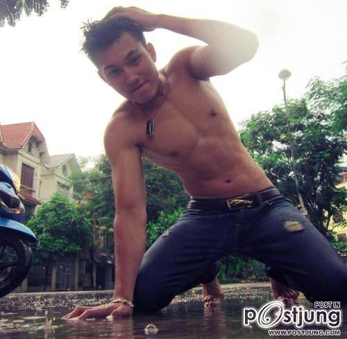 ถอดโชว์เรือนร่าง 302