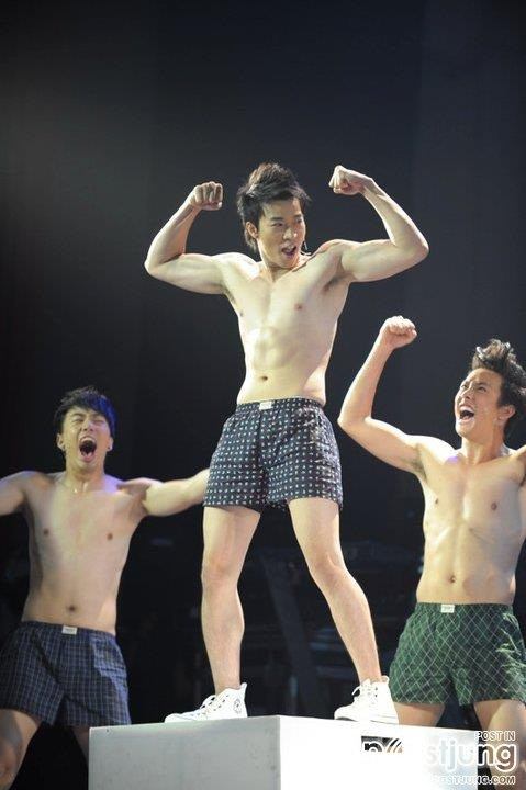 ถอดโชว์เรือนร่าง 311