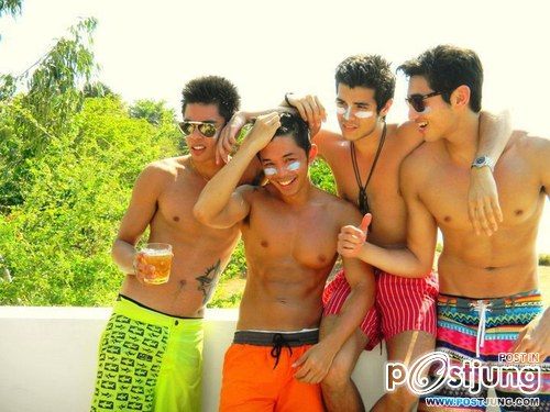ถอดโชว์เรือนร่าง 311