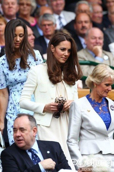 Royal Fashion 1