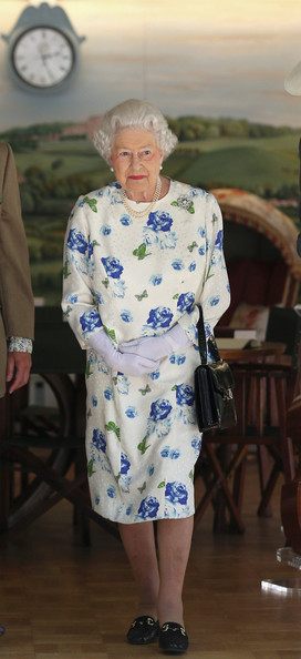 Royal Fashion 1