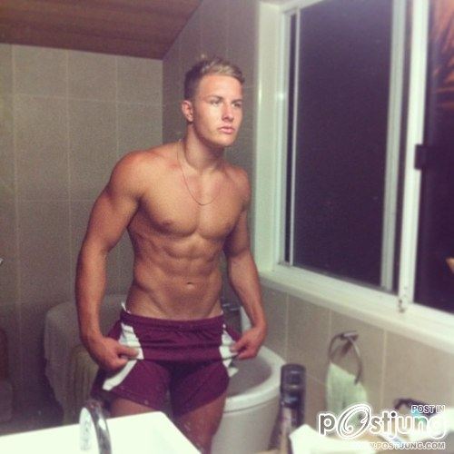 male body 050