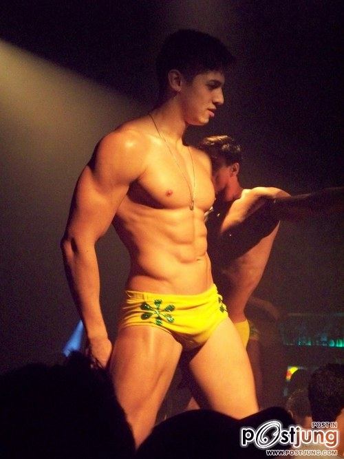 male body 050