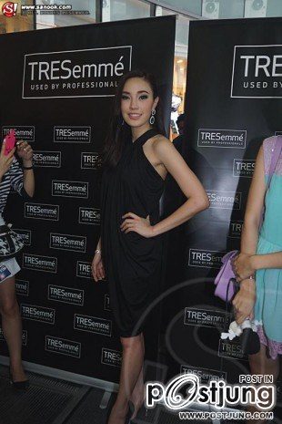 เมย์ นางร้ายสุดสวย งานนี้ก็นางจัดเต็มเริ่ดใม่เบา ในงาน Tresemme