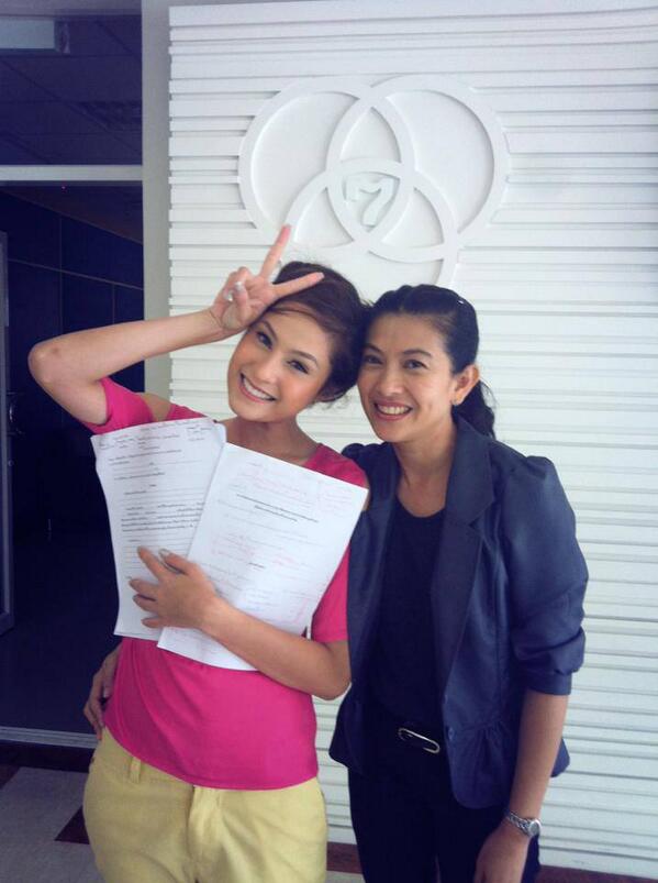 Usamanee Waitayanon fanpage (ขวัญ อุษามณี)
