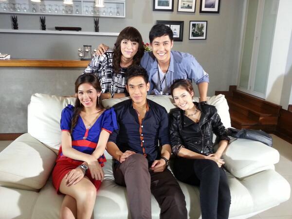 Usamanee Waitayanon fanpage (ขวัญ อุษามณี)