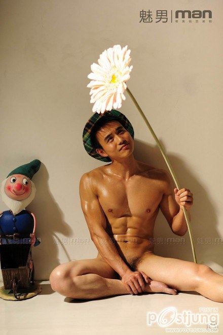นายแบบจีนล่ำแน่น