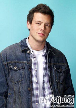 โครี มอนทีธ (Cory Monteith) นักแสดงจากละครซีรีส์ชุด Gree. เสียชีวิตแล้วเมื่อวาน
