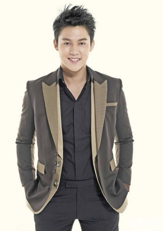 หมาก-ปริญ & คิมเบอร์ลี่ @ ขวัญเรือน vol.44 no.1000 July 2013