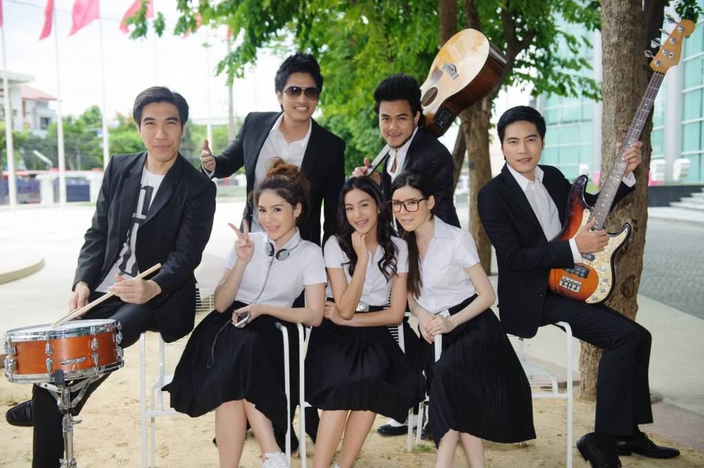 เอ็นจอย แคทตี้ เดบิ้ว เล่น MV 3 มิติ!!! ของซิตร้า