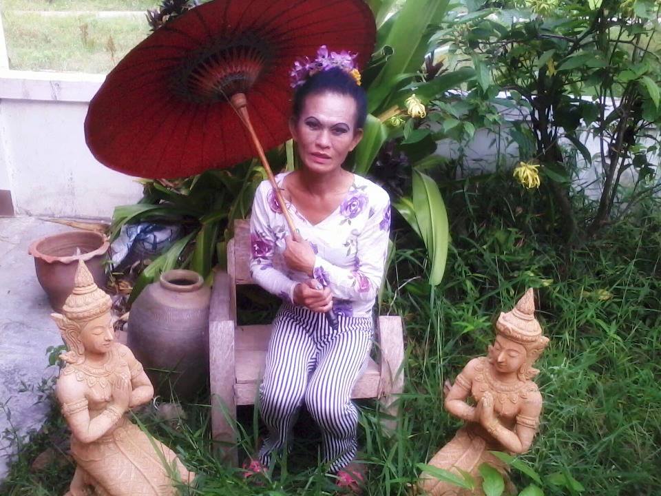 ป้าลิลลี่ สาวงามสันป่าตอง เชียงใหม่