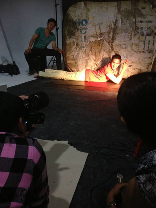 เจมส์ จิรายุ ภาพเบื้องหลังถ่ายแบบนิตยสารชีวจิต ฉบับ 355 (16 กรกฎาคม 2556)