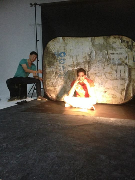 เจมส์ จิรายุ ภาพเบื้องหลังถ่ายแบบนิตยสารชีวจิต ฉบับ 355 (16 กรกฎาคม 2556)