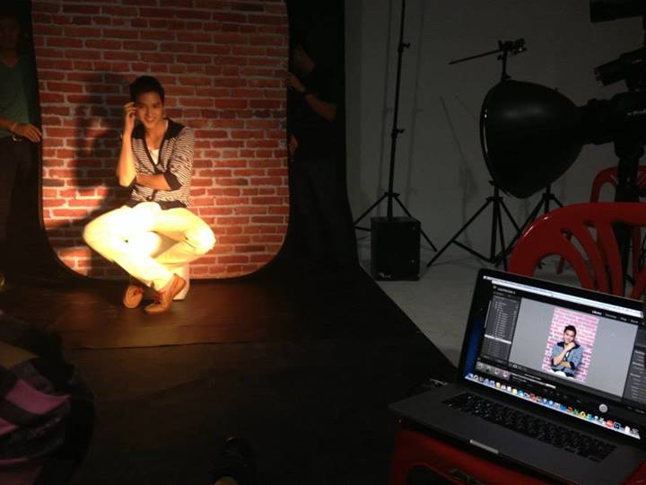 เจมส์ จิรายุ ภาพเบื้องหลังถ่ายแบบนิตยสารชีวจิต ฉบับ 355 (16 กรกฎาคม 2556)