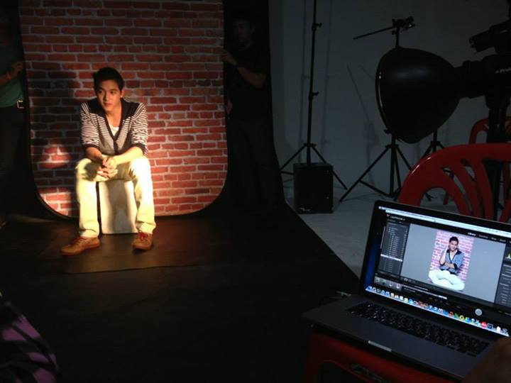 เจมส์ จิรายุ ภาพเบื้องหลังถ่ายแบบนิตยสารชีวจิต ฉบับ 355 (16 กรกฎาคม 2556)