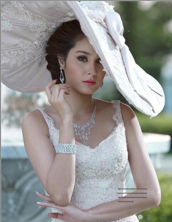 ขวัญ อุษามณี กับแฟชั่นชุดแต่งงาน สวยๆ (Usamanee Fanclub)