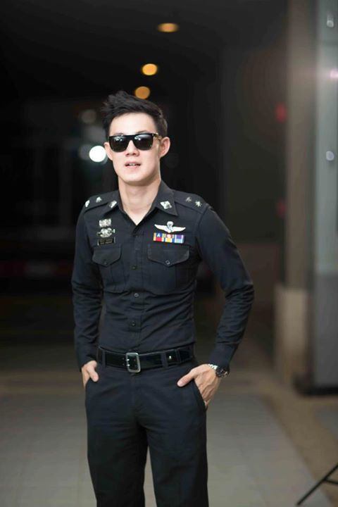รวมนักบินสุดหล่อ