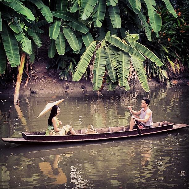 กรี๊ดดดดดดดเบื้องหลังเรือนกาหลงน่าดูฝุดฝุด