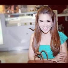 เมย์ เฟื่อง....