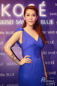 เมย์ เฟื่อง....