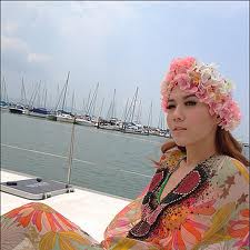 เมย์ เฟื่อง....