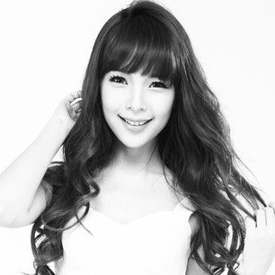 จิ๋ว จิ๋ว แฟนจอร์จ VRZO สาวเก่งตามหาสุภาพบุรุษรุ่นใหม่ชาวไทย