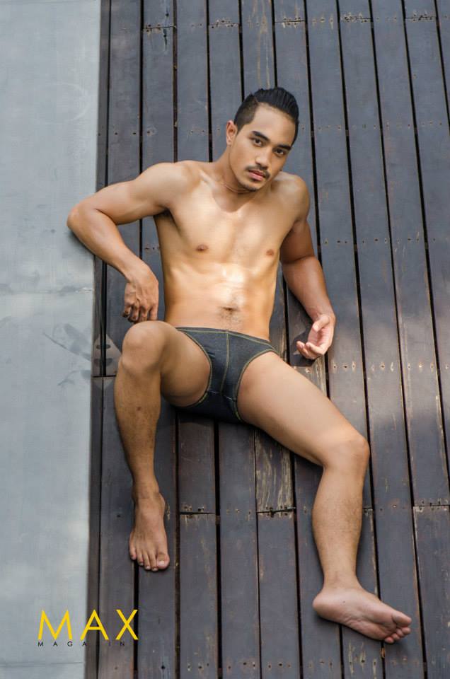 MAX MAGAZINE No.131