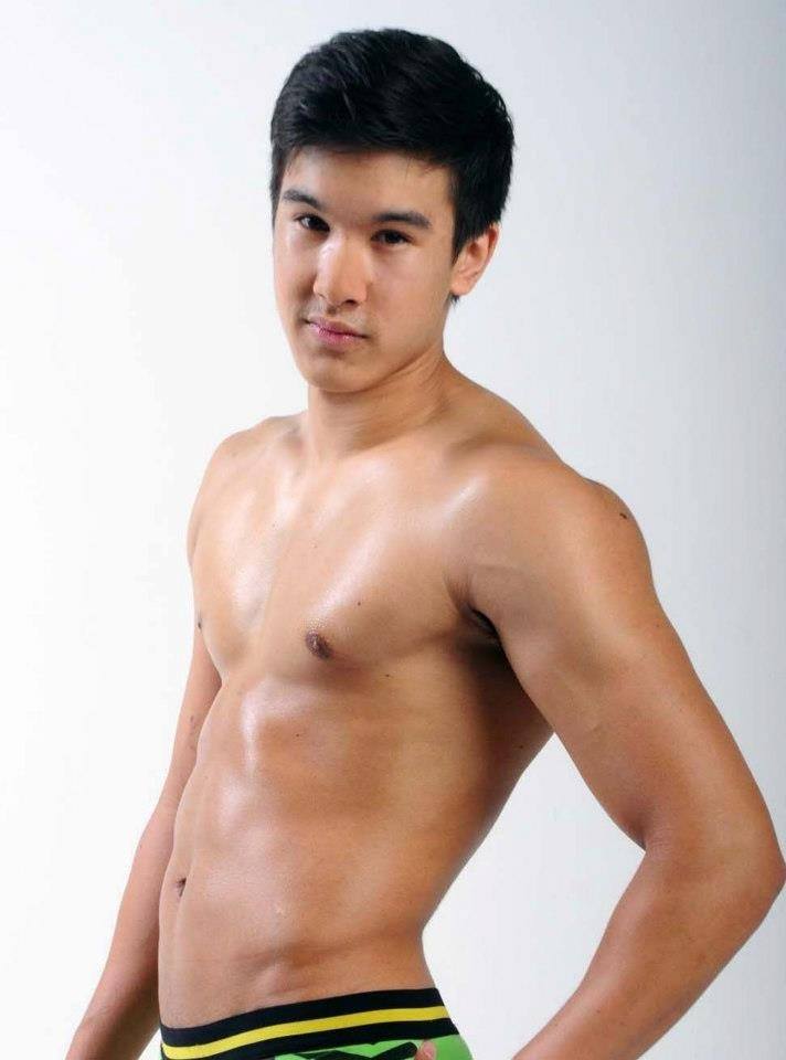 ถ้าได้กินนะ จะไม่เหลือแม้แต่รองเท้าเลยคอยดู อิอิ