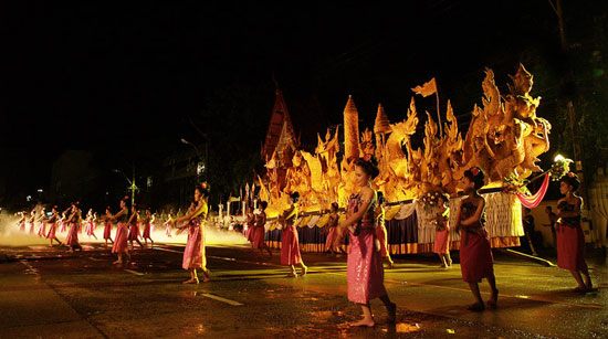 งานแห่เทียนจ.อุบลราชธานี