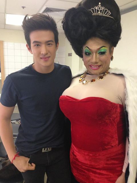 ไข่มุก แพนเค้ก สองตัวแม่ ประดับ วงการ