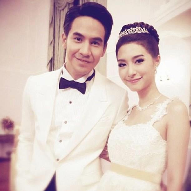 มิว นิษฐา สวย ขาว ตัวเล็ก