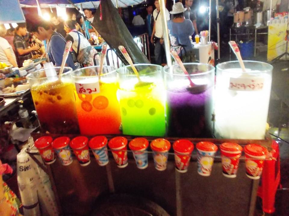 เพิ่มเติมภาพ แห่เทียนจ.อุบลราชธานี