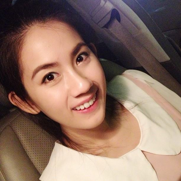 พลอย ภัทรากร
