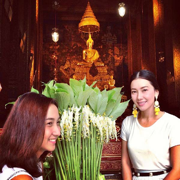 ส่องเหล่าดารา เข้าวัดทำบุญ วันอาสาฬหบูชา-วันเข้าพรรษา 2556