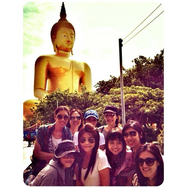 ส่องเหล่าดารา เข้าวัดทำบุญ วันอาสาฬหบูชา-วันเข้าพรรษา 2556